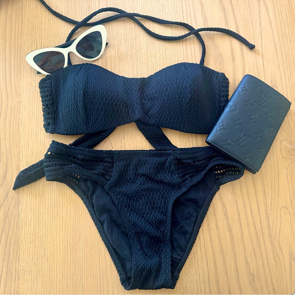 Robin Piccone Black Perla Bandeau Bikini - XS Top & Bottom